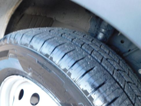 Used 2020 Ford Transit 250 Medium Roof AWD image 20