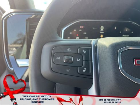 New 2026 GMC Sierra 1500 SLE image 25