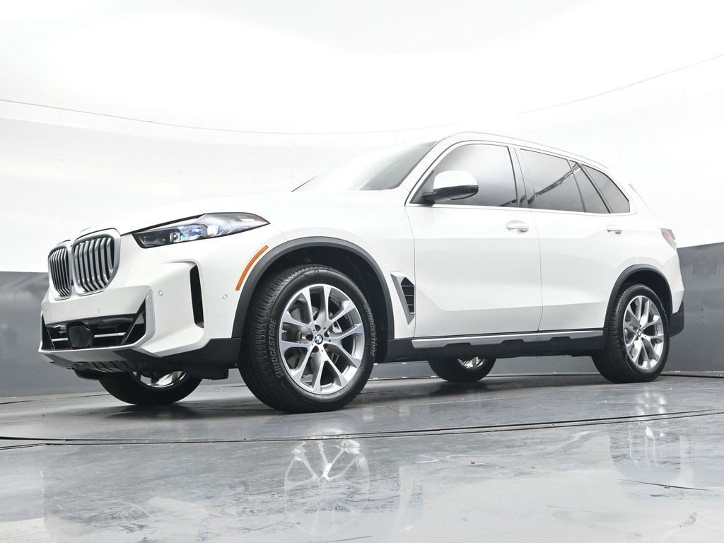 Used 2026 BMW X5 xDrive40i w/ Premium Package AWD/4WD image 39