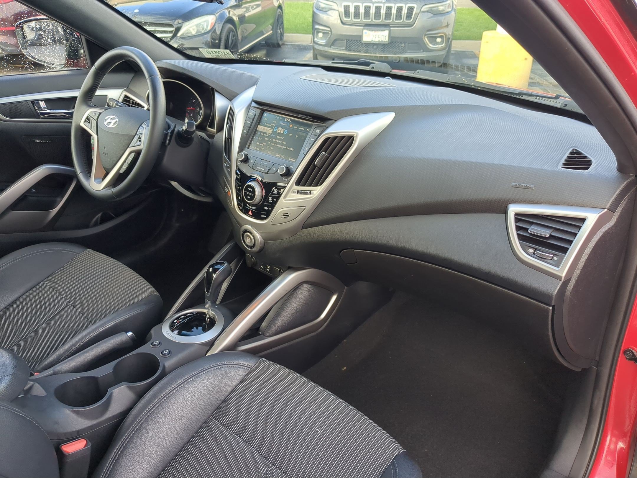 Used 2016 Hyundai Veloster w/ Option Group 03 FWD image 28