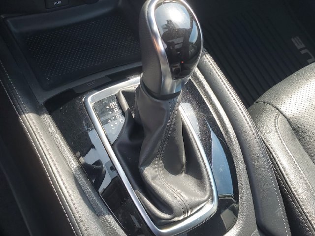 Used 2017 Nissan Rogue SL AWD/4WD image 29