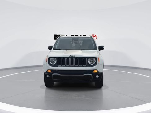 Used 2023 Jeep Renegade Latitude image 3