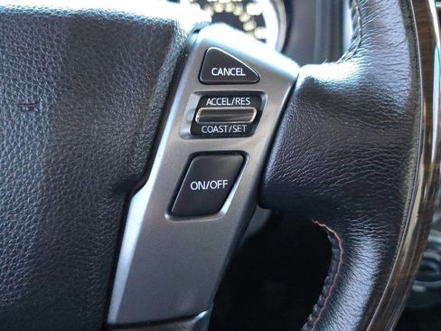 Used 2019 Nissan Titan Platinum Reserve w/ Platinum Utility Package image 9