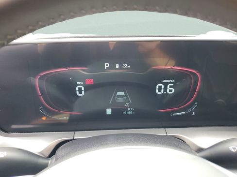 Used 2025 Kia Telluride LX FWD image 22