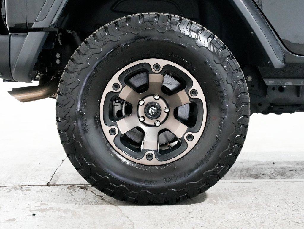 Used 2022 Jeep Wrangler Unlimited Rubicon w/ Xtreme Recon 35" Tire Package AWD/4WD image 45