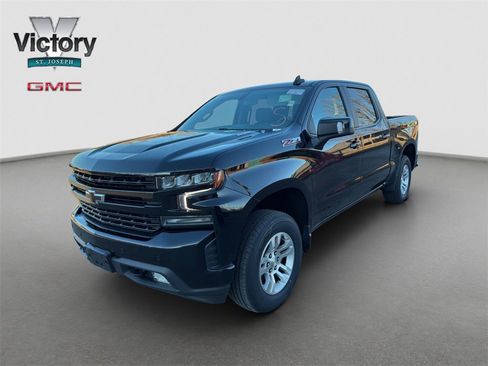 Used 2022 Chevrolet Silverado 1500 RST image 3