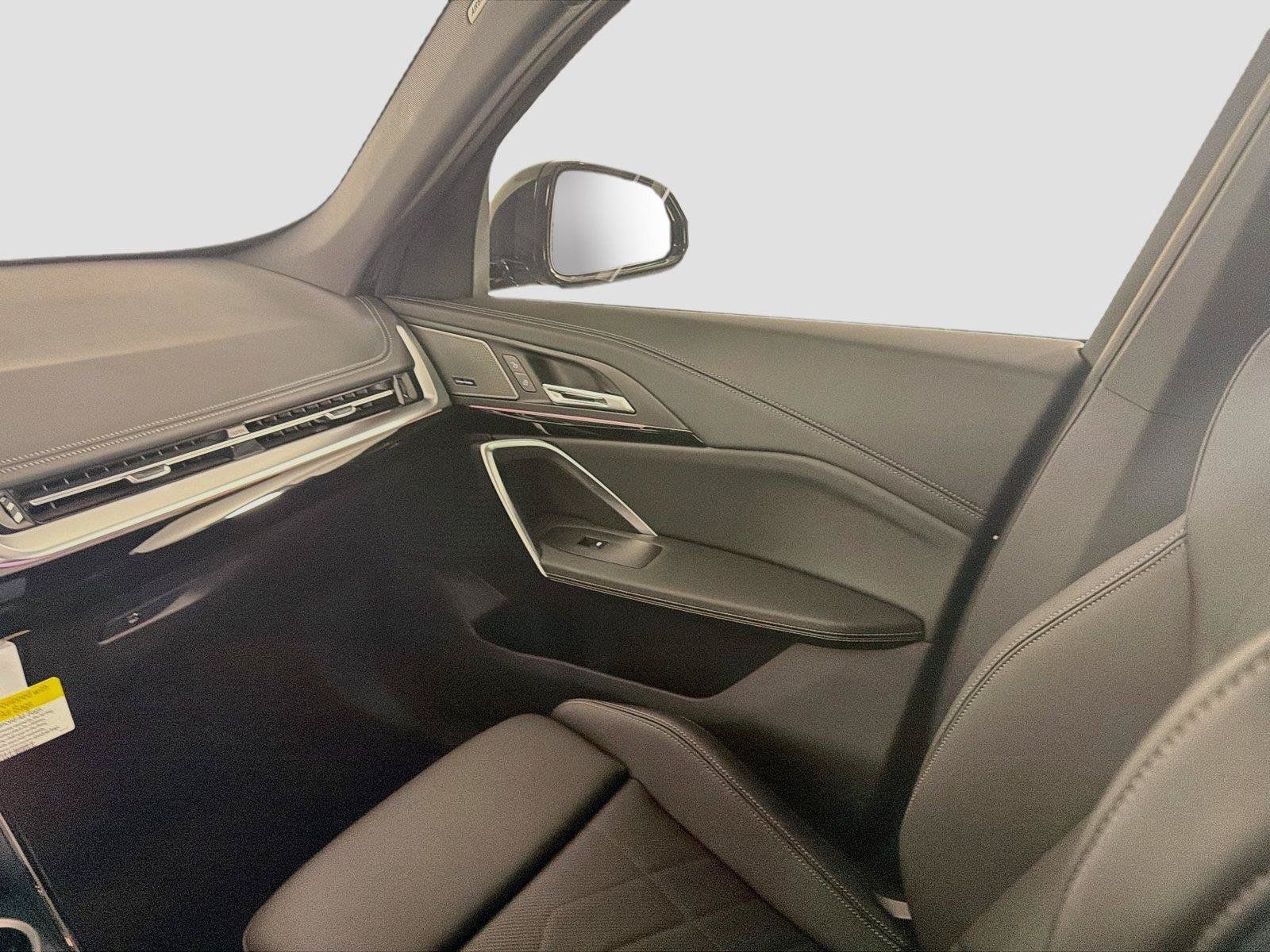 New 2027 BMW X1 xDrive28i AWD/4WD image 24