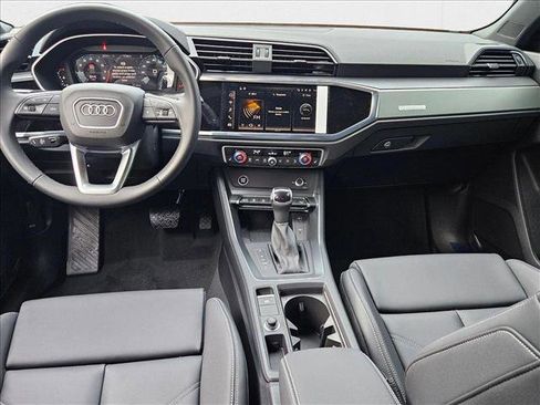 New 2025 Audi Q3 2.0T Premium w/ Convenience Package image 13
