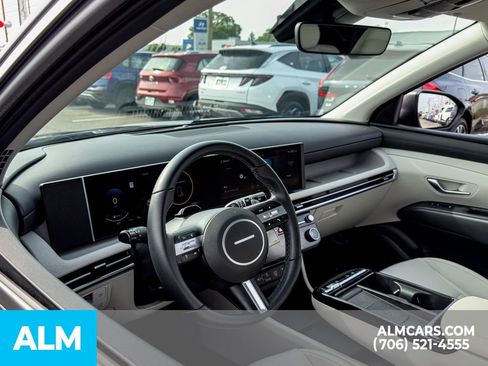 Used 2025 Hyundai Tucson SEL AWD/4WD image 10