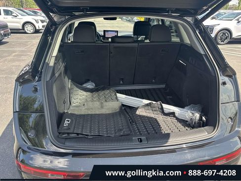 Used 2023 Audi Q5 2.0T Prestige w/ Prestige Package AWD/4WD image 10