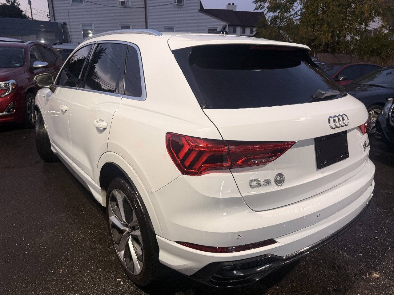 Used 2020 Audi Q3 2.0T Premium Plus AWD/4WD image 7