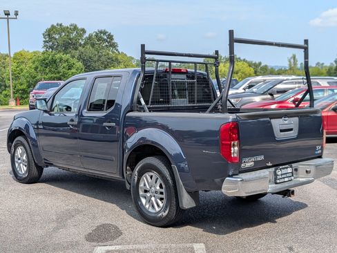 Used 2019 Nissan Frontier SV RWD image 7