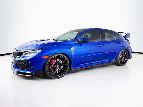Used 2017 Honda Civic Type R image 4