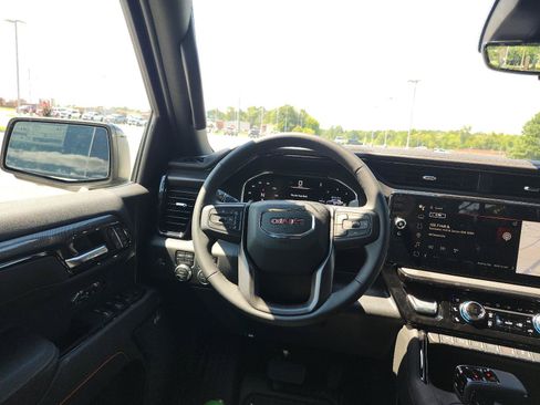 New 2026 GMC Sierra 1500 AT4 w/ AT4 Premium Package AWD/4WD image 12