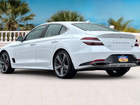 Used 2025 Genesis G70 3.3T Advanced image 7