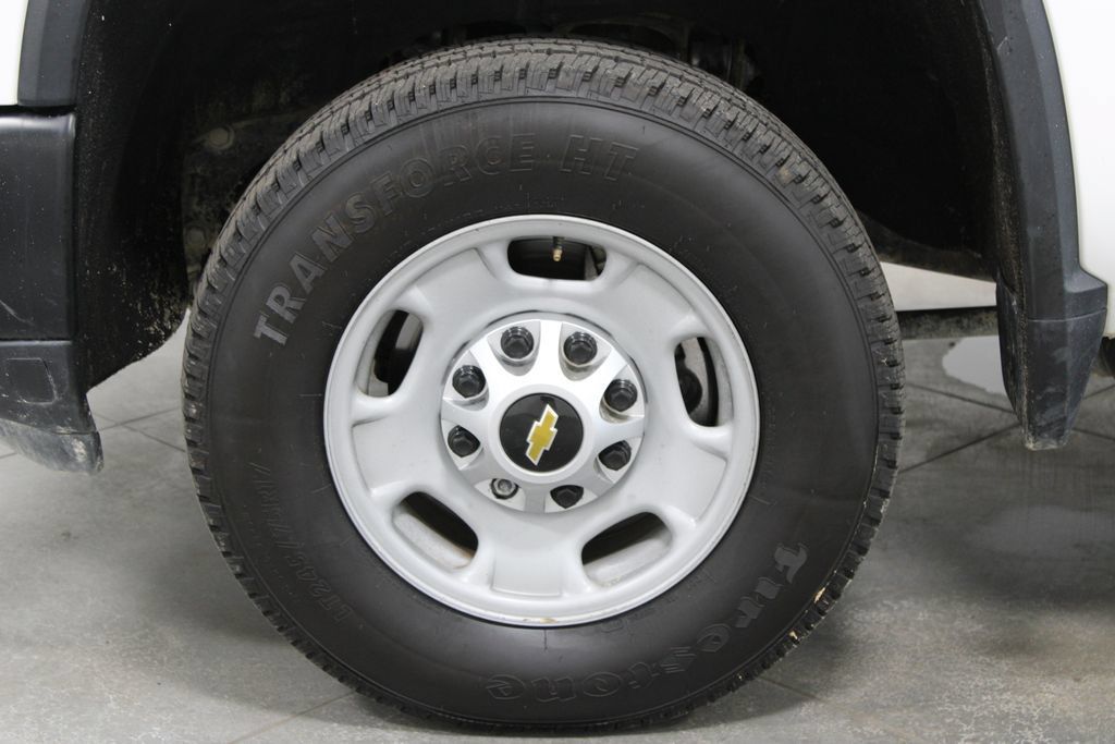 Used 2024 Chevrolet Silverado 2500 W/T w/ WT Convenience Package AWD/4WD image 19