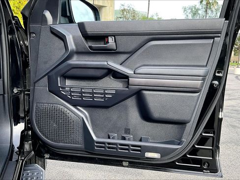 Used 2025 Toyota 4Runner SR5 image 21