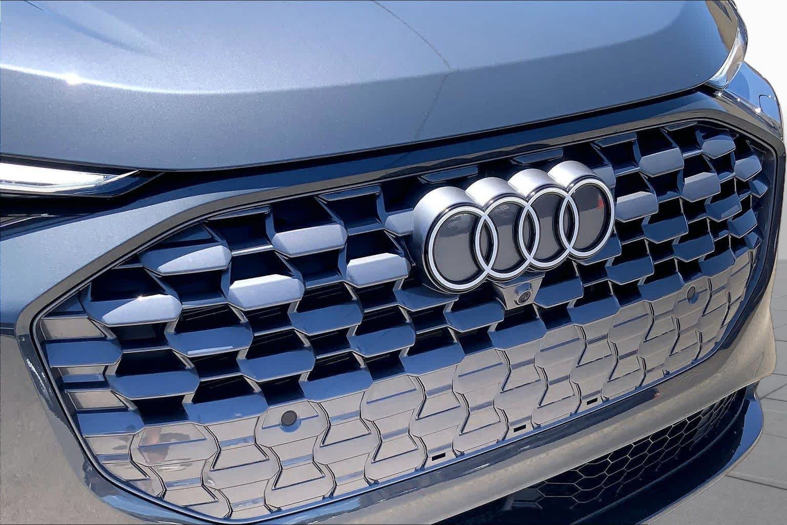 Used 2025 Audi Q5 Premium Plus w/ Premium Plus AWD/4WD image 29