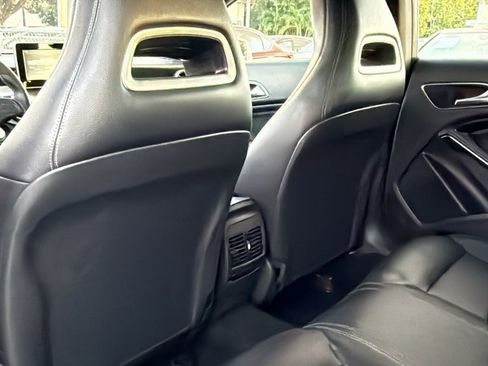 Used 2016 Mercedes-Benz CLA 250 image 16