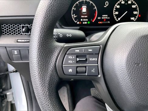 Used 2025 Honda CR-V EX image 20