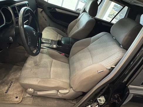 Used 2008 Toyota 4Runner SR5 RWD image 25