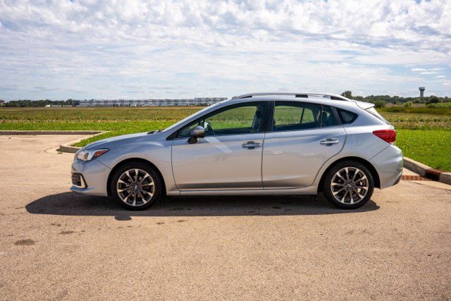 Used 2021 Subaru Impreza 2.0i Limited w/ Popular Package #2 AWD/4WD image 4