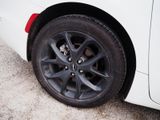 New 2024 Chrysler Pacifica Limited w/ Uconnect Theater Family Group image 5