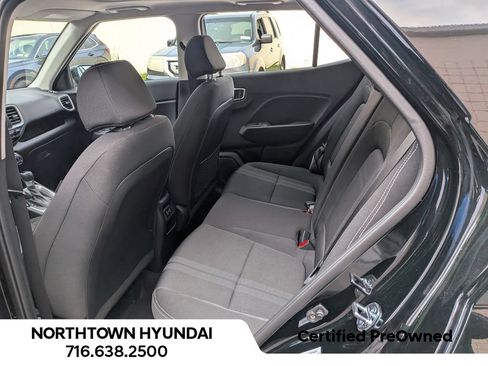 Used 2026 Hyundai Venue SEL FWD image 33