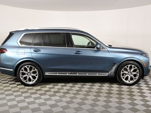 Used 2025 BMW X7 xDrive40i image 5
