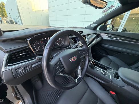Used 2024 Cadillac XT6 Sport w/ LPO, Bronce Accent Package AWD/4WD image 11
