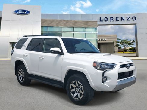 Used 2023 Toyota 4Runner TRD Off-Road Premium image 3