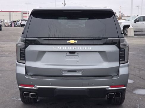 New 2026 Chevrolet Suburban High Country image 28
