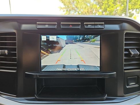 Used 2023 Ford F250 XLT w/ FX4 Off-Road Package image 18