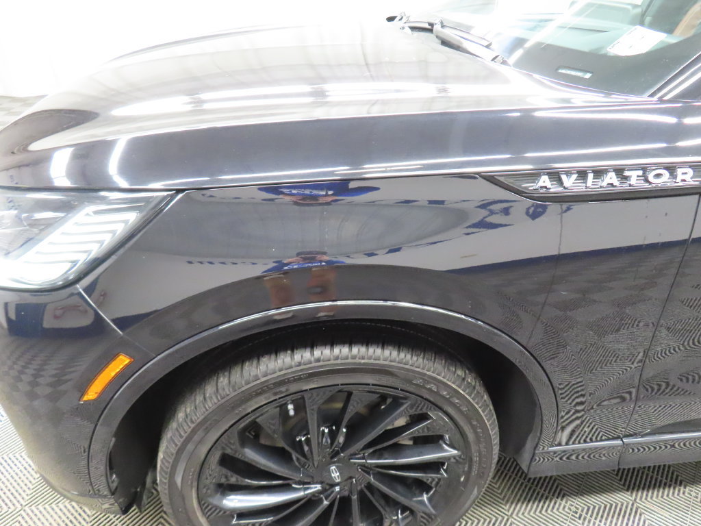 Used 2025 Lincoln Aviator Reserve w/ Equipment Group 201A AWD/4WD image 47