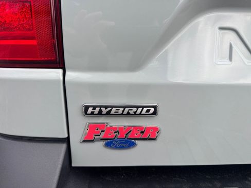 Certified 2024 Ford Maverick XLT image 16