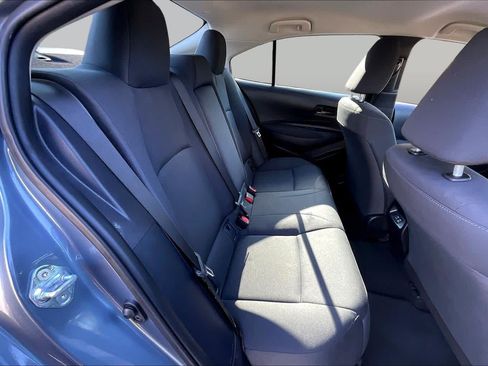 Used 2025 Toyota Corolla LE FWD image 20
