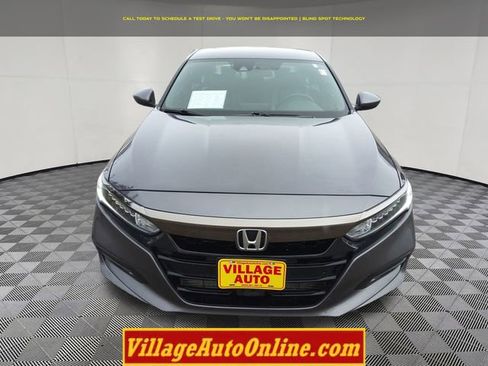 Used 2018 Honda Accord Sport image 6