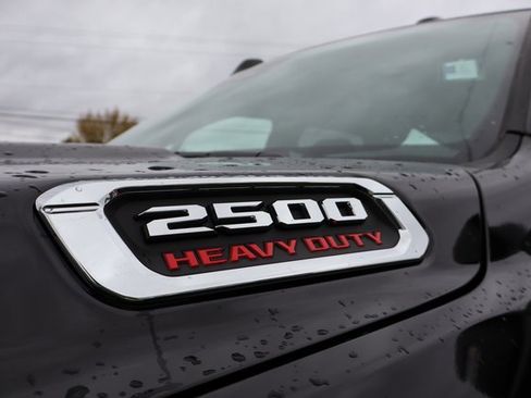 Used 2025 RAM 2500 Big Horn image 9