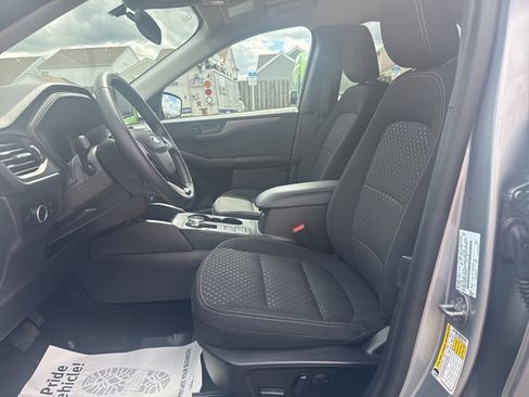 Used 2023 Ford Escape Active AWD/4WD image 3