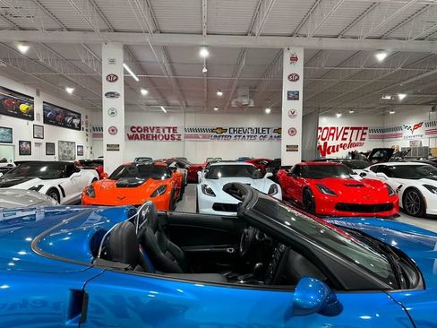 Used 2008 Chevrolet Corvette Convertible w/ Preferred Equipment Group RWD image 21