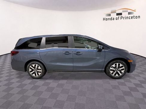 New 2026 Honda Odyssey EX-L image 2