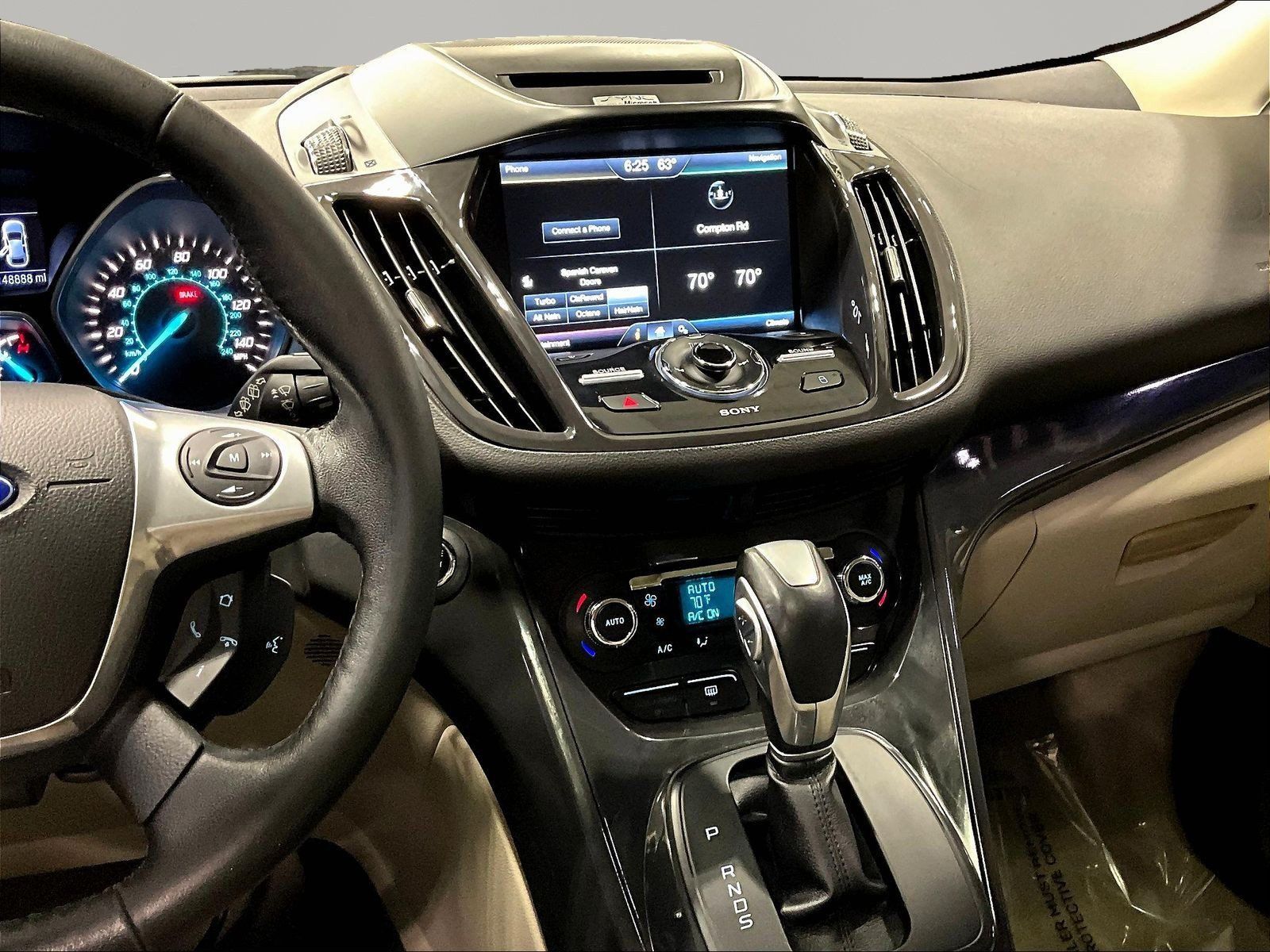 Used 2014 Ford Escape Titanium AWD/4WD image 9