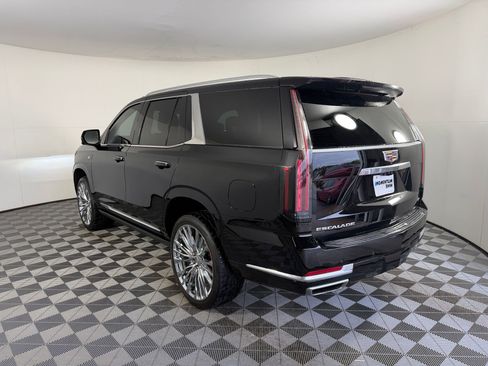 Used 2025 Cadillac Escalade Premium Luxury w/ Touring Package AWD/4WD image 3