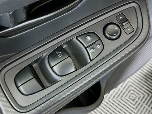 Used 2023 Nissan Versa S w/ Trunk Package FWD image 19