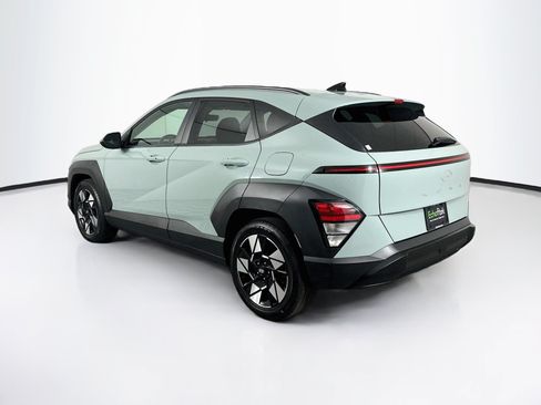 Used 2025 Hyundai Kona SEL FWD image 5