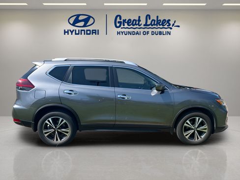 Used 2020 Nissan Rogue SV w/ Premium Package AWD/4WD image 6