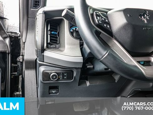 Used 2024 Ford Bronco Black Diamond image 27