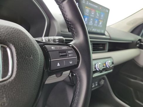 Used 2023 Honda Pilot Touring image 25