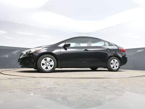 Used 2015 Kia Forte LX image 40