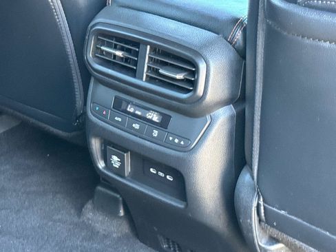 Certified 2025 Honda Pilot TrailSport image 12